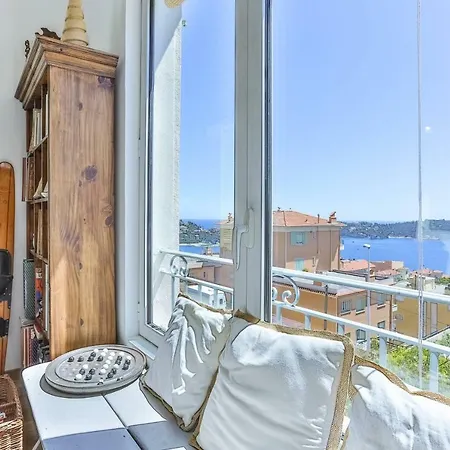The Concierge - Cauvin * Villefranche-sur-Mer